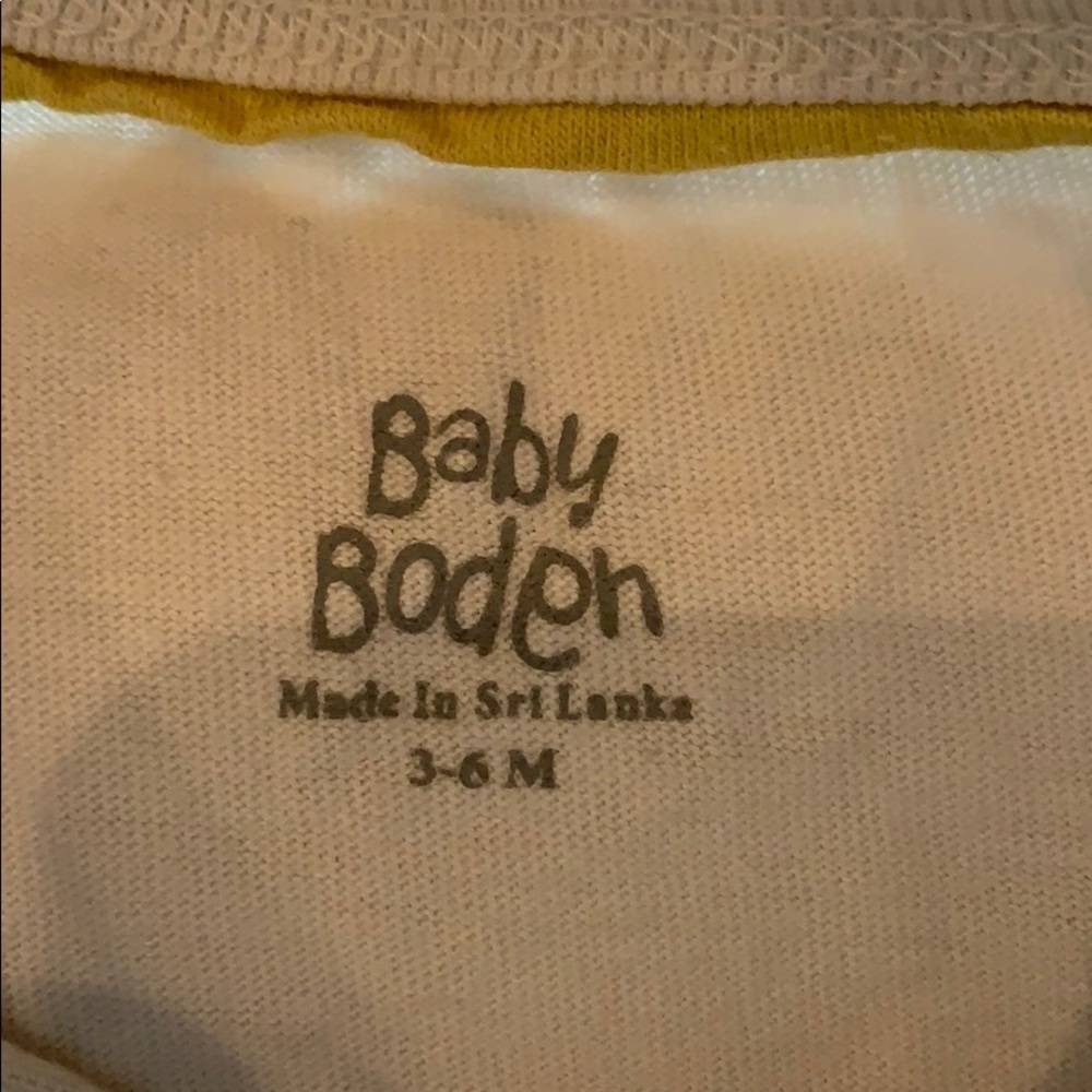Boden Baby Boden Caterpillar Appliqué t-shirt - Picture 4 of 4